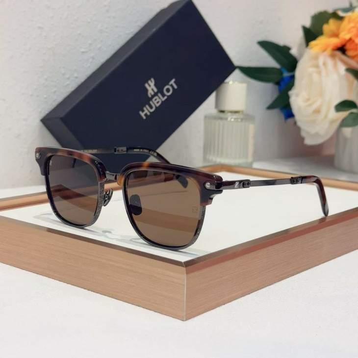 Picture of Hublot Sunglasses _SKUfw71164308fw